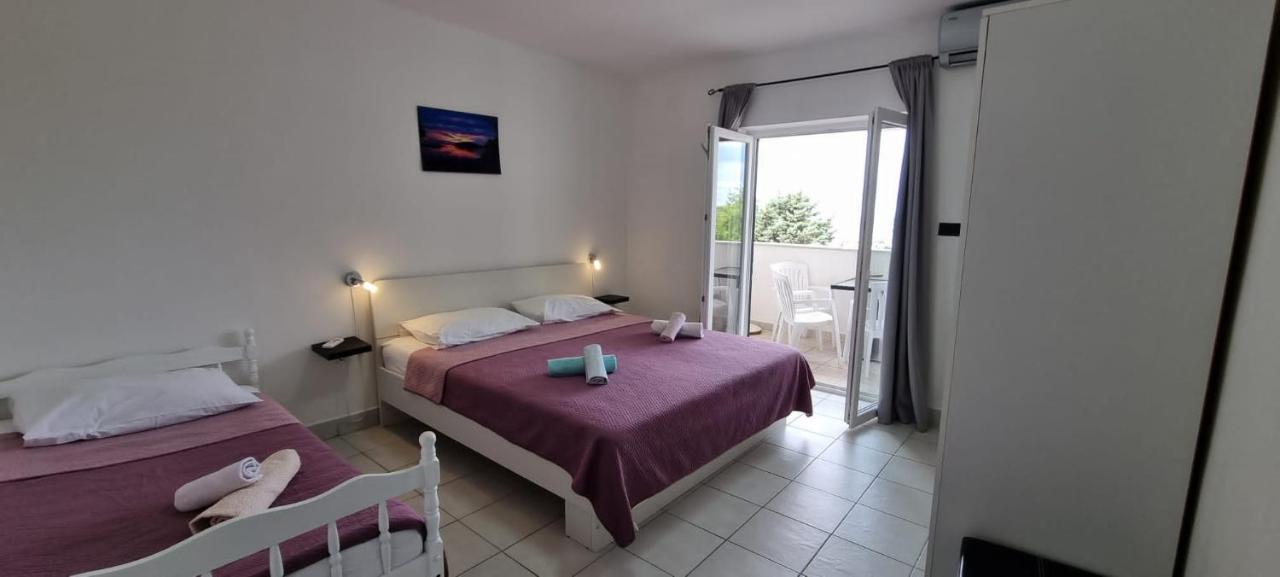 Apartments La Playa Pula Exterior foto